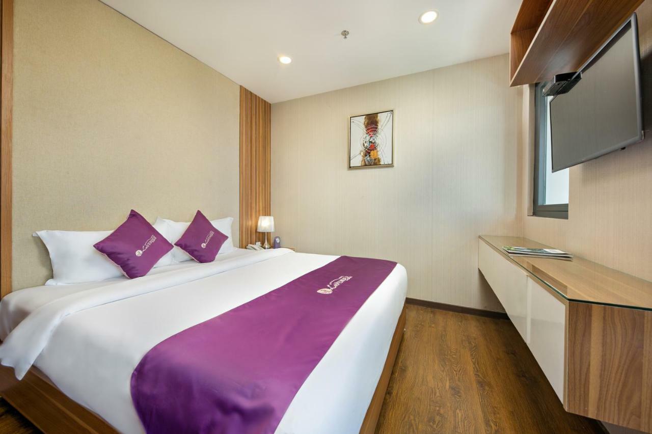 Lavender Riverside Hotel Da Nang Exterior foto